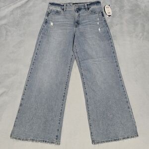 NWT - Womens Scoop Wide Leg Jeans in a Light Blue Denim Color - Size 6